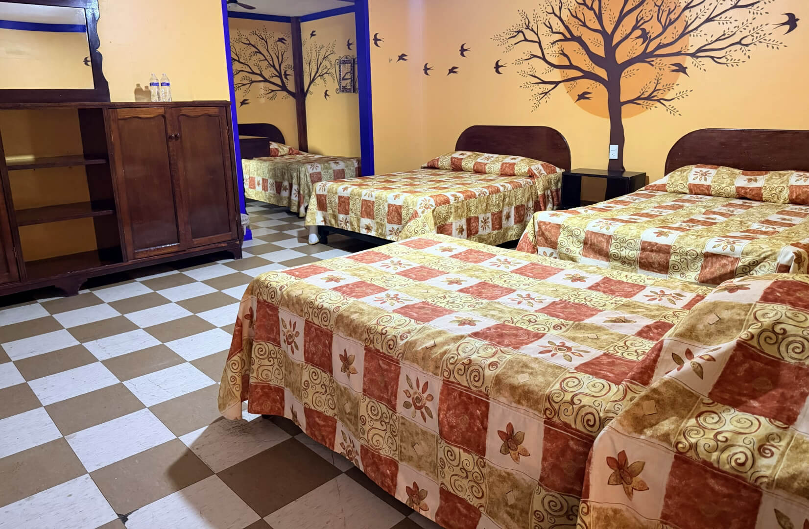 2 Matrimoniales + 1 Individual